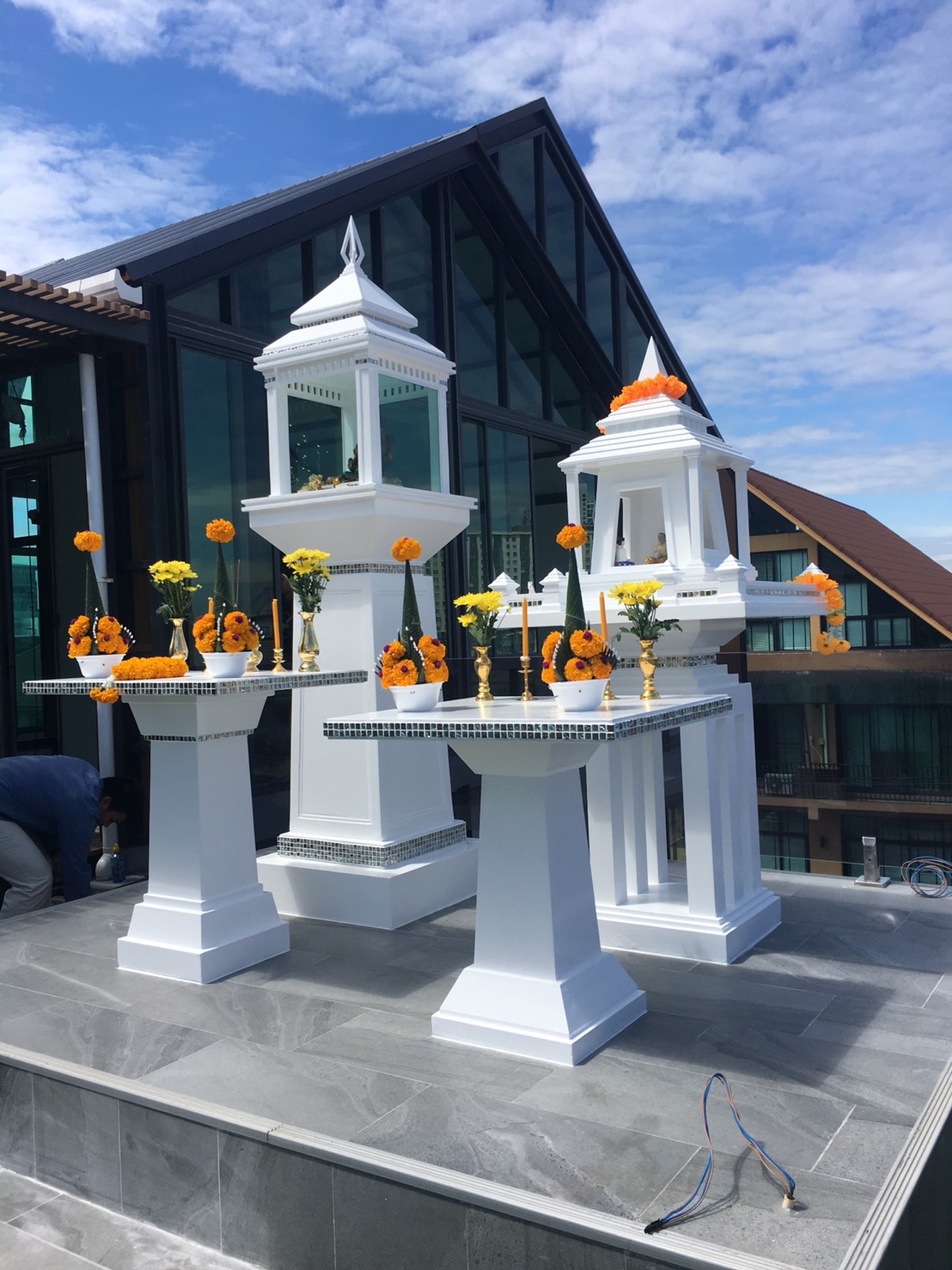 ศาลพระพรหมโมเดิร์น 