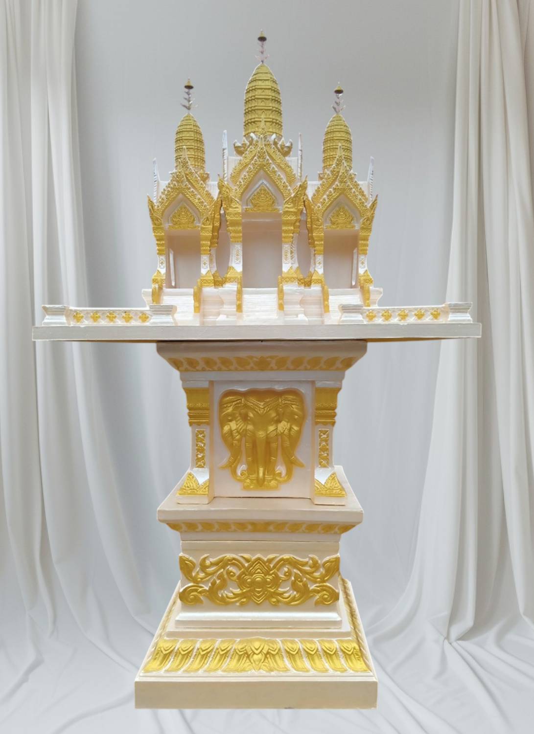 ศาลพระภูมิ+แท่นไหว้